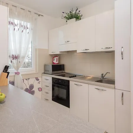 Apartment Arijana Free Private Garage And Sea View