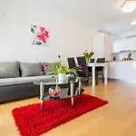 Lägenhet Apartments Arijana Free Private Garage And Sea View Split