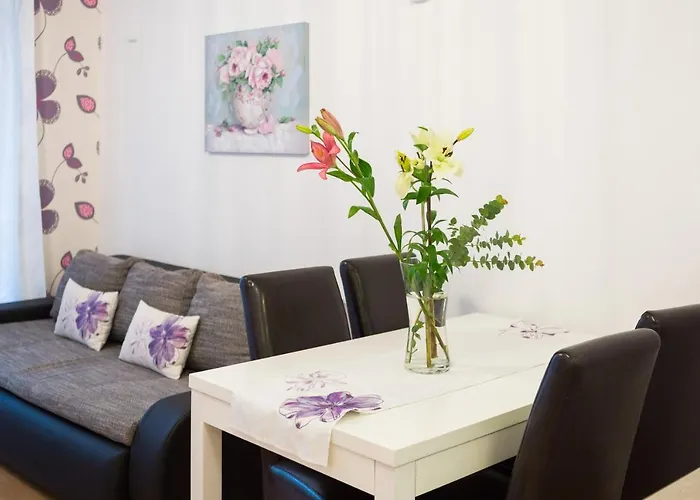 Apartments Arijana Free Private Garage And Sea View شقة *