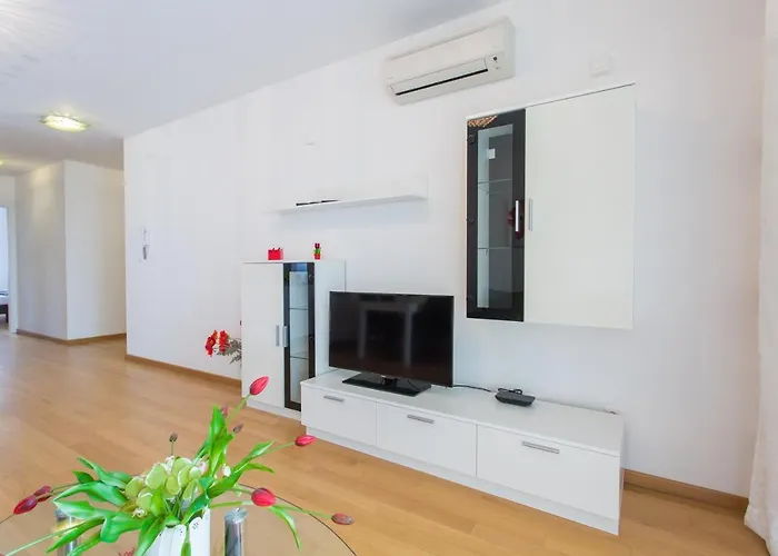 شقة Apartments Arijana Free Private Garage And Sea View *