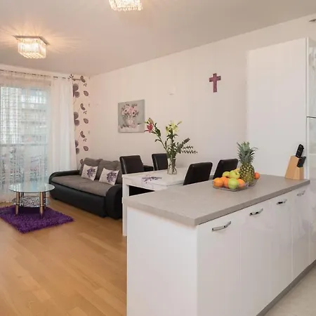 Arijana Free Private Garage Daire Split