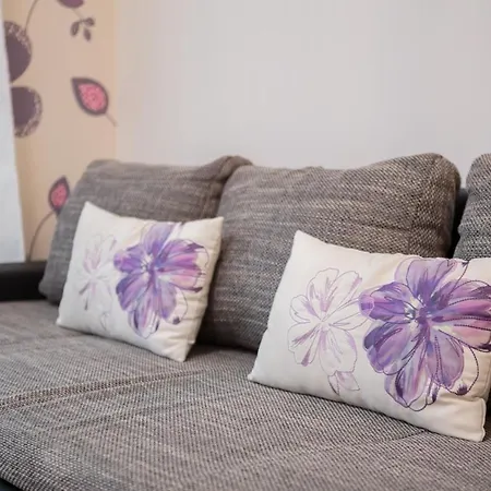 Daire Arijana Free Private Garage