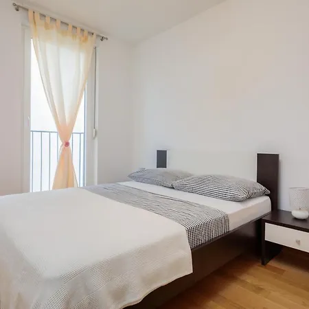 公寓 Arijana Free Private Garage And Sea View *