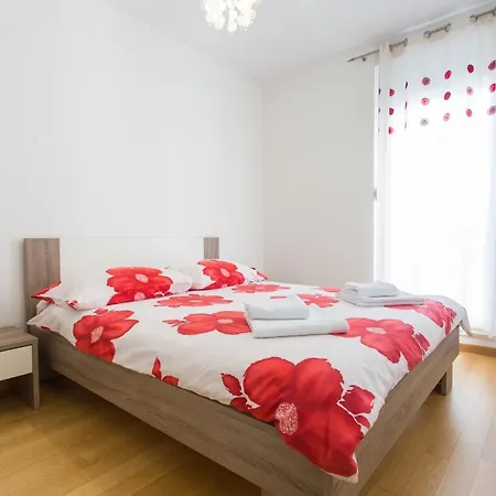 公寓 Arijana Free Private Garage And Sea View *