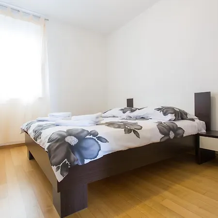 Arijana Free Private Garage * سبليت